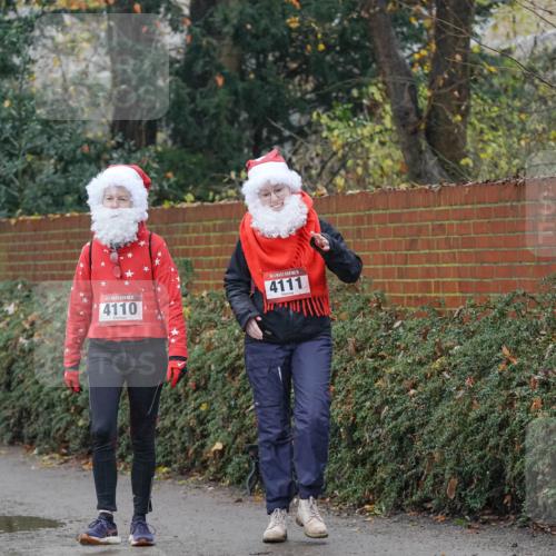 07.12.2025 - St. Pauli X-Mass-Run No. 15 Michael Burmester http://msf.ph/oto/9415387 07.12.2025 10:11:36 Laufen 4110, 15, 4111 meine-sportfotos.de