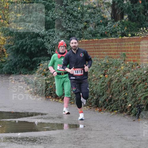07.12.2025 - St. Pauli X-Mass-Run No. 15 Michael Burmester http://msf.ph/oto/9415440 07.12.2025 10:18:00 Laufen 34, 1818 meine-sportfotos.de