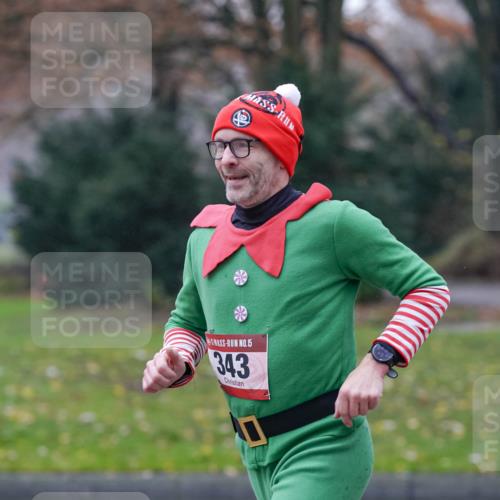 07.12.2025 - St. Pauli X-Mass-Run No. 15 Michael Burmester http://msf.ph/oto/9415449 07.12.2025 10:18:03 Laufen 4, 15, 343 meine-sportfotos.de