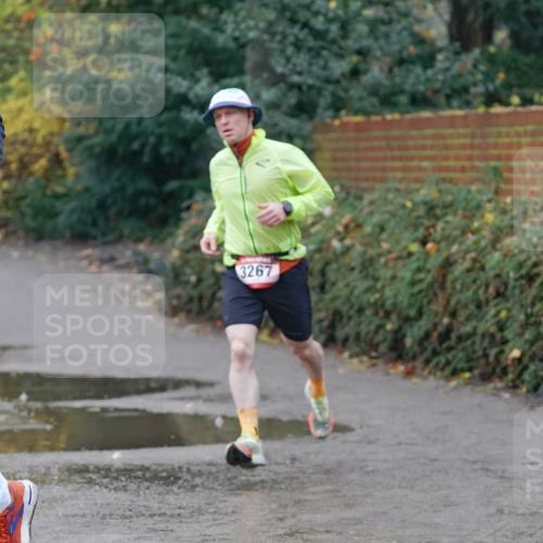 07.12.2025 - St. Pauli X-Mass-Run No. 15 Michael Burmester http://msf.ph/oto/9415462 07.12.2025 10:18:18 Laufen 15, 317, 3267 meine-sportfotos.de