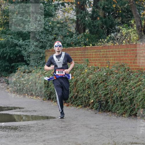 07.12.2025 - St. Pauli X-Mass-Run No. 15 Michael Burmester http://msf.ph/oto/9415495 07.12.2025 10:18:59 Laufen 1268, 828 meine-sportfotos.de