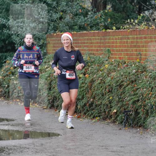 07.12.2025 - St. Pauli X-Mass-Run No. 15 Michael Burmester http://msf.ph/oto/9415520 07.12.2025 10:19:14 Laufen 561, 493 meine-sportfotos.de