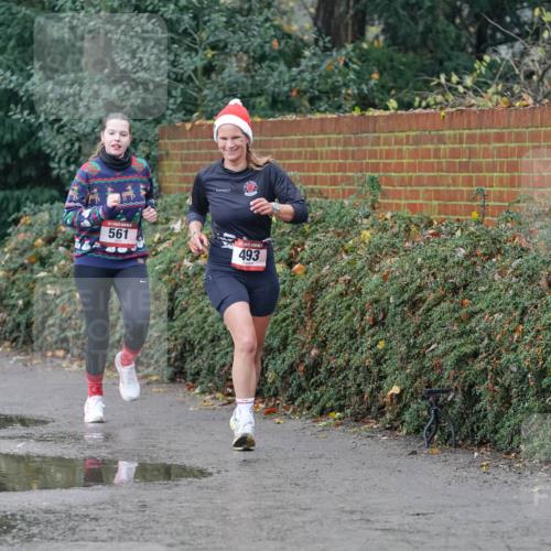07.12.2025 - St. Pauli X-Mass-Run No. 15 Michael Burmester http://msf.ph/oto/9415521 07.12.2025 10:19:14 Laufen 561, 493 meine-sportfotos.de