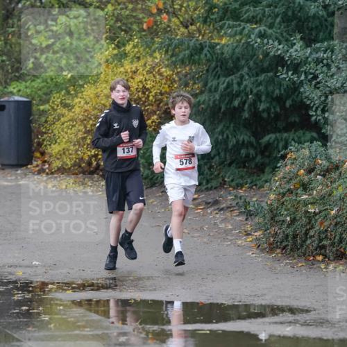 07.12.2025 - St. Pauli X-Mass-Run No. 15 Michael Burmester http://msf.ph/oto/9415538 07.12.2025 10:19:22 Laufen 137, 578 meine-sportfotos.de