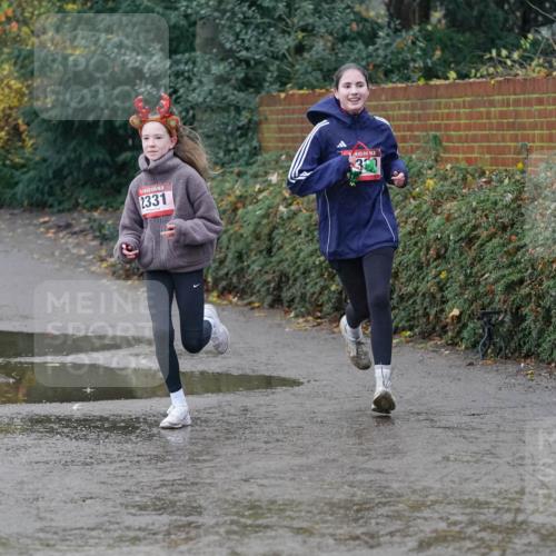 07.12.2025 - St. Pauli X-Mass-Run No. 15 Michael Burmester http://msf.ph/oto/9415577 07.12.2025 10:19:44 Laufen 2331, 3 meine-sportfotos.de