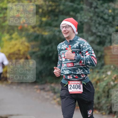 07.12.2025 - St. Pauli X-Mass-Run No. 15 Michael Burmester http://msf.ph/oto/9415624 07.12.2025 10:20:12 Laufen 5, 2406 meine-sportfotos.de