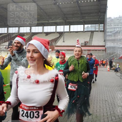 07.12.2025 - St. Pauli X-Mass-Run No. 15 Fabian Wolf http://msf.ph/oto/9416043 07.12.2025 11:07:26 Ziel 281, 342, 344, 476, 490, 591, 596, 603, 621, 622, 673, 688, 781, 1202, 1206, 1233, 1585, 1587, 2403, 5008 meine-sportfotos.de