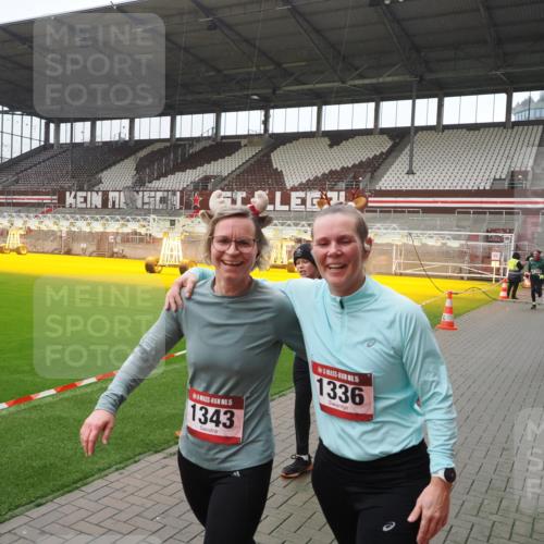 07.12.2025 - St. Pauli X-Mass-Run No. 15 Fabian Wolf http://msf.ph/oto/9417669 07.12.2025 11:19:47 Ziel 367, 373, 1336, 1343, 2217, 2581, 2771, 3075, 3160, 3822, 3823 meine-sportfotos.de