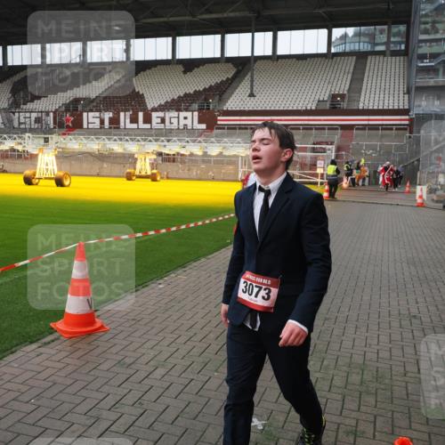 07.12.2025 - St. Pauli X-Mass-Run No. 15 Fabian Wolf http://msf.ph/oto/9417910 07.12.2025 11:21:46 Ziel 1549, 1902, 1939, 2033, 2197 meine-sportfotos.de