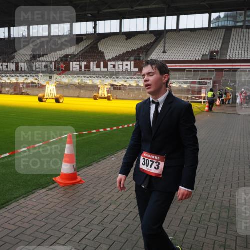 07.12.2025 - St. Pauli X-Mass-Run No. 15 Fabian Wolf http://msf.ph/oto/9417911 07.12.2025 11:21:46 Ziel 1549, 1902, 1939, 2033, 2197 meine-sportfotos.de