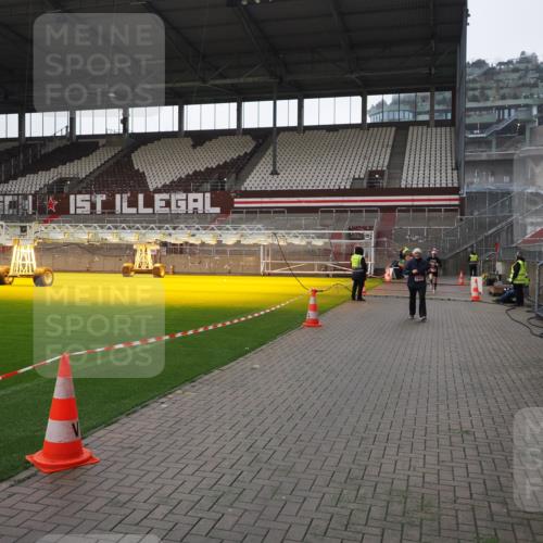 07.12.2025 - St. Pauli X-Mass-Run No. 15 Fabian Wolf http://msf.ph/oto/9419136 07.12.2025 11:30:04 Ziel 1941, 2705, 2787, 3303, 4839 meine-sportfotos.de