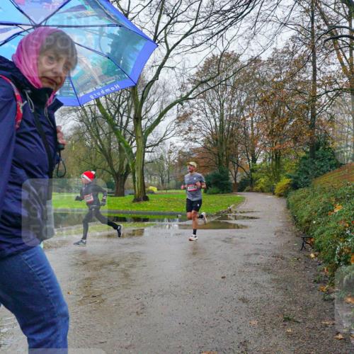 07.12.2025 - St. Pauli X-Mass-Run No. 15 Michael Burmester http://msf.ph/oto/9425649 07.12.2025 09:36:44 Laufen 2224 meine-sportfotos.de