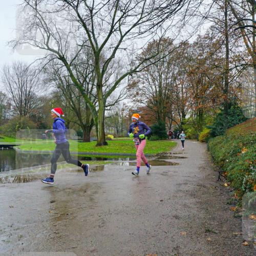 07.12.2025 - St. Pauli X-Mass-Run No. 15 Michael Burmester http://msf.ph/oto/9425690 07.12.2025 09:38:45 Laufen  meine-sportfotos.de