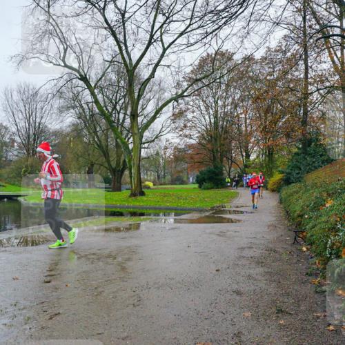 07.12.2025 - St. Pauli X-Mass-Run No. 15 Michael Burmester http://msf.ph/oto/9425694 07.12.2025 09:39:02 Laufen  meine-sportfotos.de