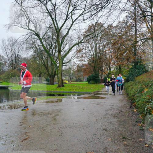 07.12.2025 - St. Pauli X-Mass-Run No. 15 Michael Burmester http://msf.ph/oto/9425696 07.12.2025 09:39:10 Laufen  meine-sportfotos.de