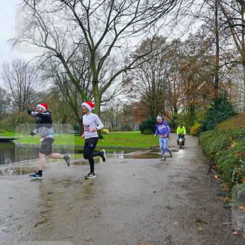 07.12.2025 - St. Pauli X-Mass-Run No. 15 Michael Burmester http://msf.ph/oto/9425698 07.12.2025 09:39:14 Laufen 1241 meine-sportfotos.de
