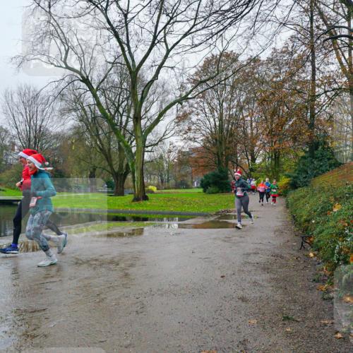 07.12.2025 - St. Pauli X-Mass-Run No. 15 Michael Burmester http://msf.ph/oto/9425711 07.12.2025 09:39:57 Laufen  meine-sportfotos.de