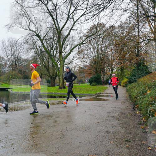 07.12.2025 - St. Pauli X-Mass-Run No. 15 Michael Burmester http://msf.ph/oto/9425745 07.12.2025 09:40:45 Laufen  meine-sportfotos.de