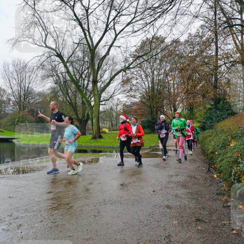 07.12.2025 - St. Pauli X-Mass-Run No. 15 Michael Burmester http://msf.ph/oto/9425759 07.12.2025 09:41:19 Laufen 975, 802 meine-sportfotos.de