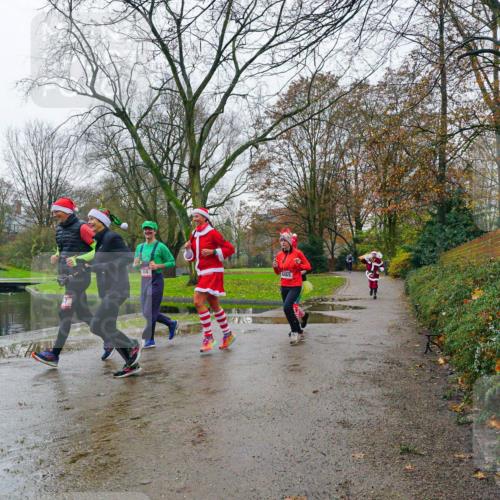 07.12.2025 - St. Pauli X-Mass-Run No. 15 Michael Burmester http://msf.ph/oto/9425773 07.12.2025 09:41:38 Laufen 304, 4465 meine-sportfotos.de