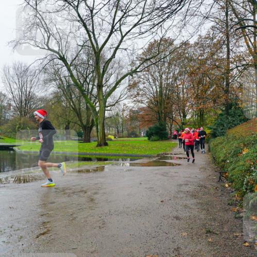 07.12.2025 - St. Pauli X-Mass-Run No. 15 Michael Burmester http://msf.ph/oto/9425781 07.12.2025 09:41:57 Laufen 57 meine-sportfotos.de
