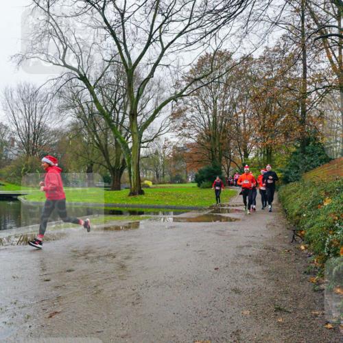 07.12.2025 - St. Pauli X-Mass-Run No. 15 Michael Burmester http://msf.ph/oto/9425782 07.12.2025 09:41:59 Laufen  meine-sportfotos.de