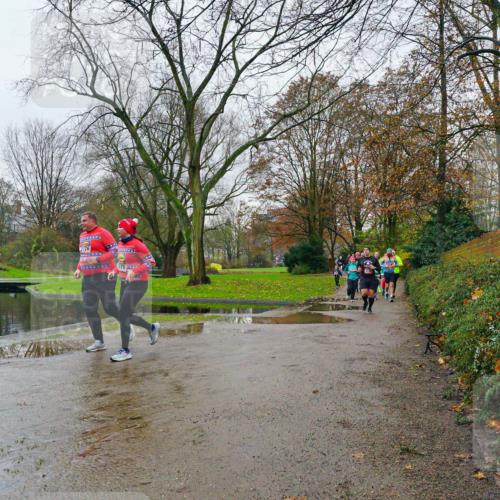 07.12.2025 - St. Pauli X-Mass-Run No. 15 Michael Burmester http://msf.ph/oto/9425798 07.12.2025 09:42:21 Laufen 2126 meine-sportfotos.de