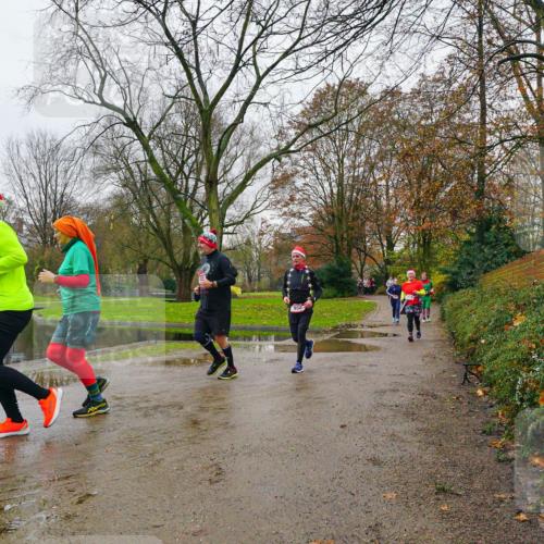 07.12.2025 - St. Pauli X-Mass-Run No. 15 Michael Burmester http://msf.ph/oto/9425805 07.12.2025 09:42:28 Laufen 956 meine-sportfotos.de