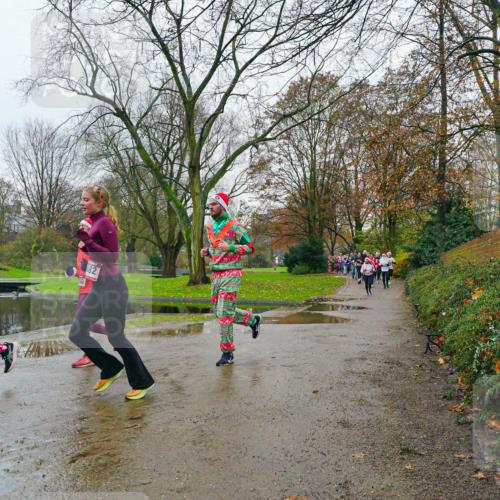 07.12.2025 - St. Pauli X-Mass-Run No. 15 Michael Burmester http://msf.ph/oto/9425830 07.12.2025 09:43:03 Laufen 82 meine-sportfotos.de