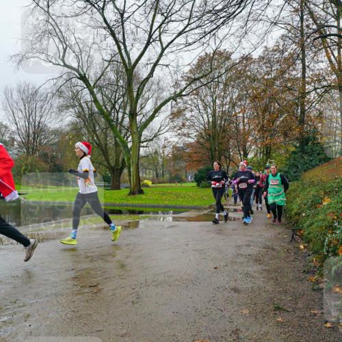 07.12.2025 - St. Pauli X-Mass-Run No. 15 Michael Burmester http://msf.ph/oto/9425833 07.12.2025 09:43:11 Laufen 579, 4624, 4673 meine-sportfotos.de