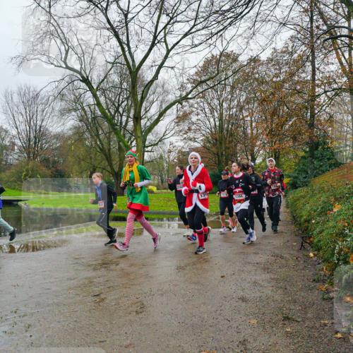 07.12.2025 - St. Pauli X-Mass-Run No. 15 Michael Burmester http://msf.ph/oto/9425846 07.12.2025 09:43:23 Laufen 139, 3518, 1394 meine-sportfotos.de