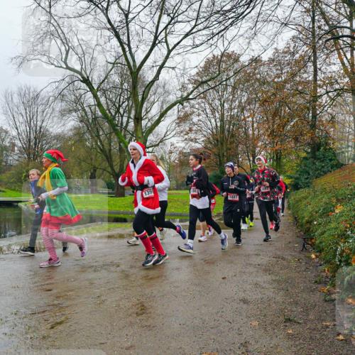 07.12.2025 - St. Pauli X-Mass-Run No. 15 Michael Burmester http://msf.ph/oto/9425847 07.12.2025 09:43:24 Laufen 1399, 19, 1892, 1887 meine-sportfotos.de