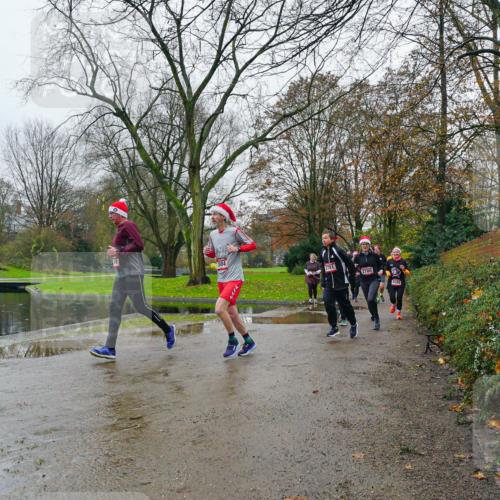 07.12.2025 - St. Pauli X-Mass-Run No. 15 Michael Burmester http://msf.ph/oto/9425885 07.12.2025 09:43:58 Laufen 7777, 2780, 4560 meine-sportfotos.de