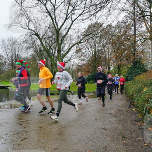 07.12.2025 - St. Pauli X-Mass-Run No. 15 Michael Burmester http://msf.ph/oto/9425893 07.12.2025 09:44:07 Laufen 42, 3891, 4193 meine-sportfotos.de