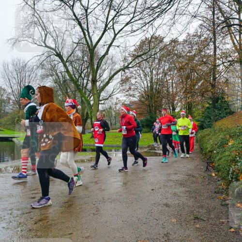 07.12.2025 - St. Pauli X-Mass-Run No. 15 Michael Burmester http://msf.ph/oto/9425909 07.12.2025 09:44:19 Laufen 51, 2756 meine-sportfotos.de