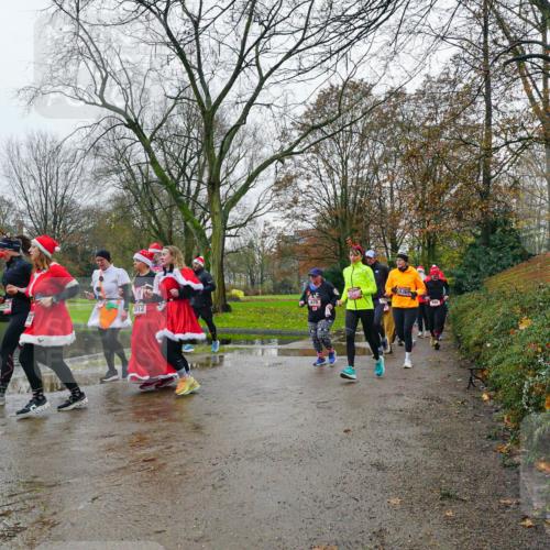 07.12.2025 - St. Pauli X-Mass-Run No. 15 Michael Burmester http://msf.ph/oto/9425914 07.12.2025 09:44:23 Laufen 3812, 670, 1369 meine-sportfotos.de