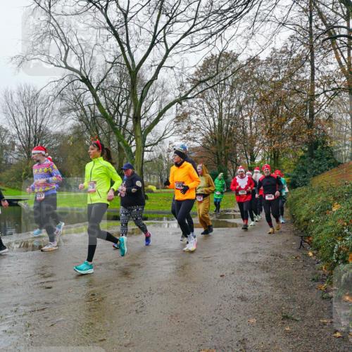 07.12.2025 - St. Pauli X-Mass-Run No. 15 Michael Burmester http://msf.ph/oto/9425916 07.12.2025 09:44:24 Laufen 479, 1369, 114, 180 meine-sportfotos.de