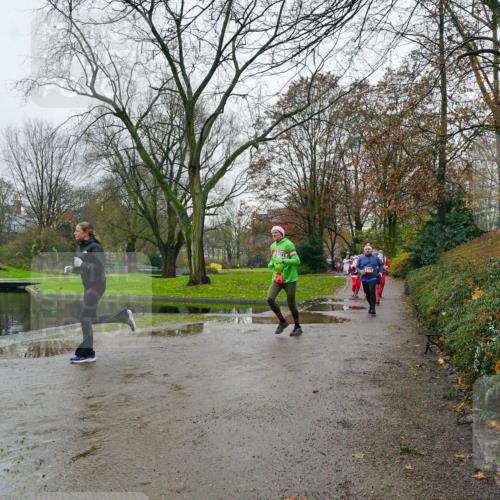 07.12.2025 - St. Pauli X-Mass-Run No. 15 Michael Burmester http://msf.ph/oto/9425937 07.12.2025 09:44:46 Laufen  meine-sportfotos.de