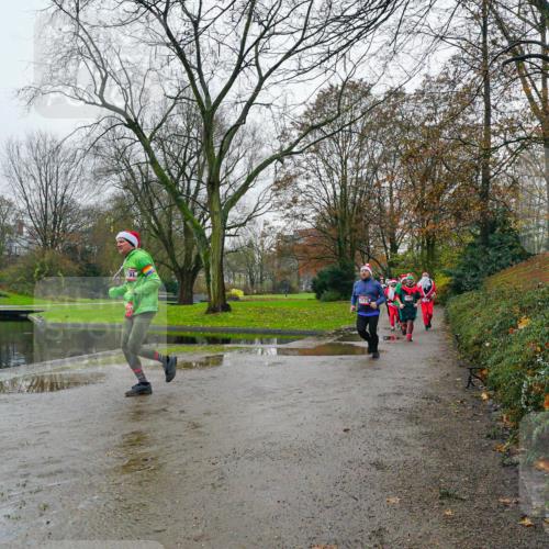 07.12.2025 - St. Pauli X-Mass-Run No. 15 Michael Burmester http://msf.ph/oto/9425938 07.12.2025 09:44:47 Laufen 1977, 3172 meine-sportfotos.de