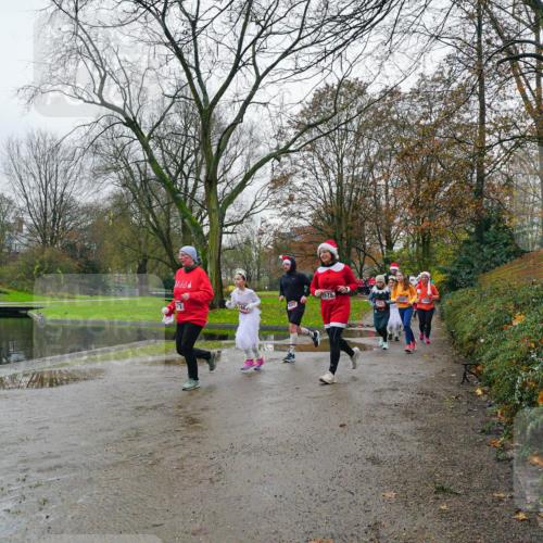07.12.2025 - St. Pauli X-Mass-Run No. 15 Michael Burmester http://msf.ph/oto/9425946 07.12.2025 09:44:58 Laufen 44, 71, 1575, 087 meine-sportfotos.de