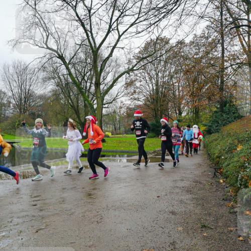 07.12.2025 - St. Pauli X-Mass-Run No. 15 Michael Burmester http://msf.ph/oto/9425950 07.12.2025 09:45:01 Laufen 1576, 3410, 3411, 1946 meine-sportfotos.de