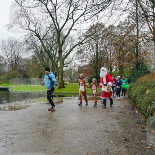 07.12.2025 - St. Pauli X-Mass-Run No. 15 Michael Burmester http://msf.ph/oto/9425953 07.12.2025 09:45:05 Laufen 1149, 2530 meine-sportfotos.de