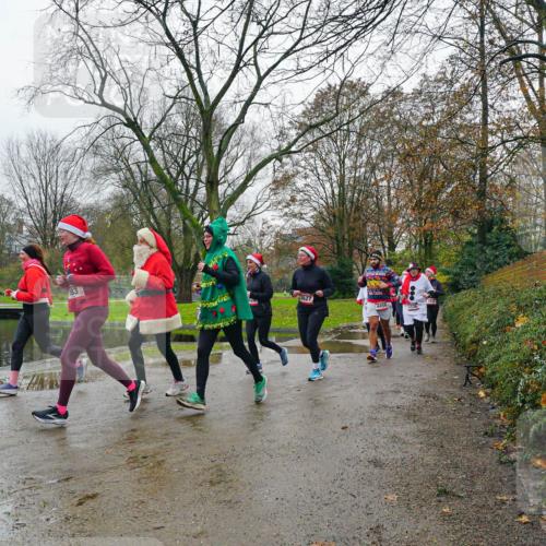 07.12.2025 - St. Pauli X-Mass-Run No. 15 Michael Burmester http://msf.ph/oto/9425960 07.12.2025 09:45:12 Laufen 83, 620, 4459, 1736 meine-sportfotos.de