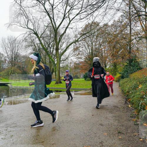 07.12.2025 - St. Pauli X-Mass-Run No. 15 Michael Burmester http://msf.ph/oto/9426005 07.12.2025 09:46:16 Laufen 1256 meine-sportfotos.de