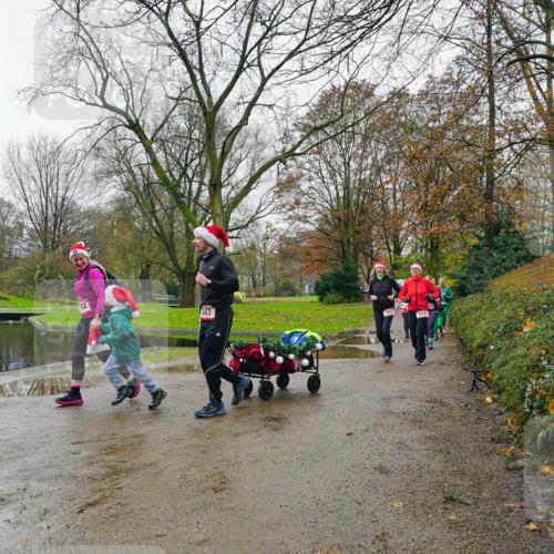07.12.2025 - St. Pauli X-Mass-Run No. 15 Michael Burmester http://msf.ph/oto/9426020 07.12.2025 09:47:05 Laufen 243 meine-sportfotos.de