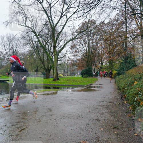 07.12.2025 - St. Pauli X-Mass-Run No. 15 Michael Burmester http://msf.ph/oto/9426133 07.12.2025 09:59:33 Laufen  meine-sportfotos.de