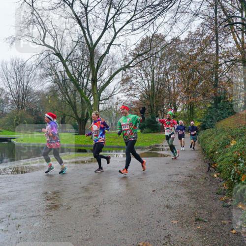 07.12.2025 - St. Pauli X-Mass-Run No. 15 Michael Burmester http://msf.ph/oto/9426146 07.12.2025 10:00:02 Laufen 4521 meine-sportfotos.de