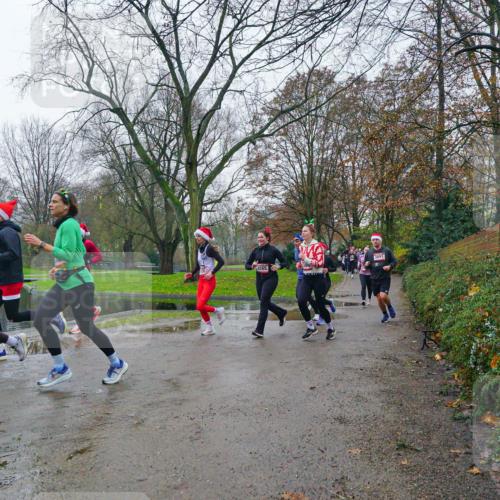 07.12.2025 - St. Pauli X-Mass-Run No. 15 Michael Burmester http://msf.ph/oto/9426162 07.12.2025 10:00:34 Laufen 2565 meine-sportfotos.de