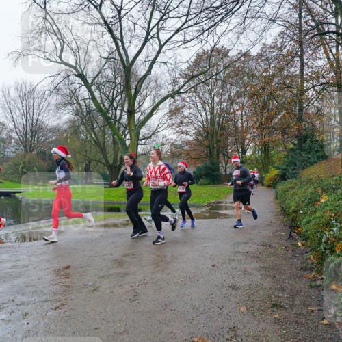 07.12.2025 - St. Pauli X-Mass-Run No. 15 Michael Burmester http://msf.ph/oto/9426163 07.12.2025 10:00:35 Laufen 359, 2565, 4438 meine-sportfotos.de
