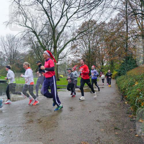 07.12.2025 - St. Pauli X-Mass-Run No. 15 Michael Burmester http://msf.ph/oto/9426168 07.12.2025 10:00:44 Laufen  meine-sportfotos.de